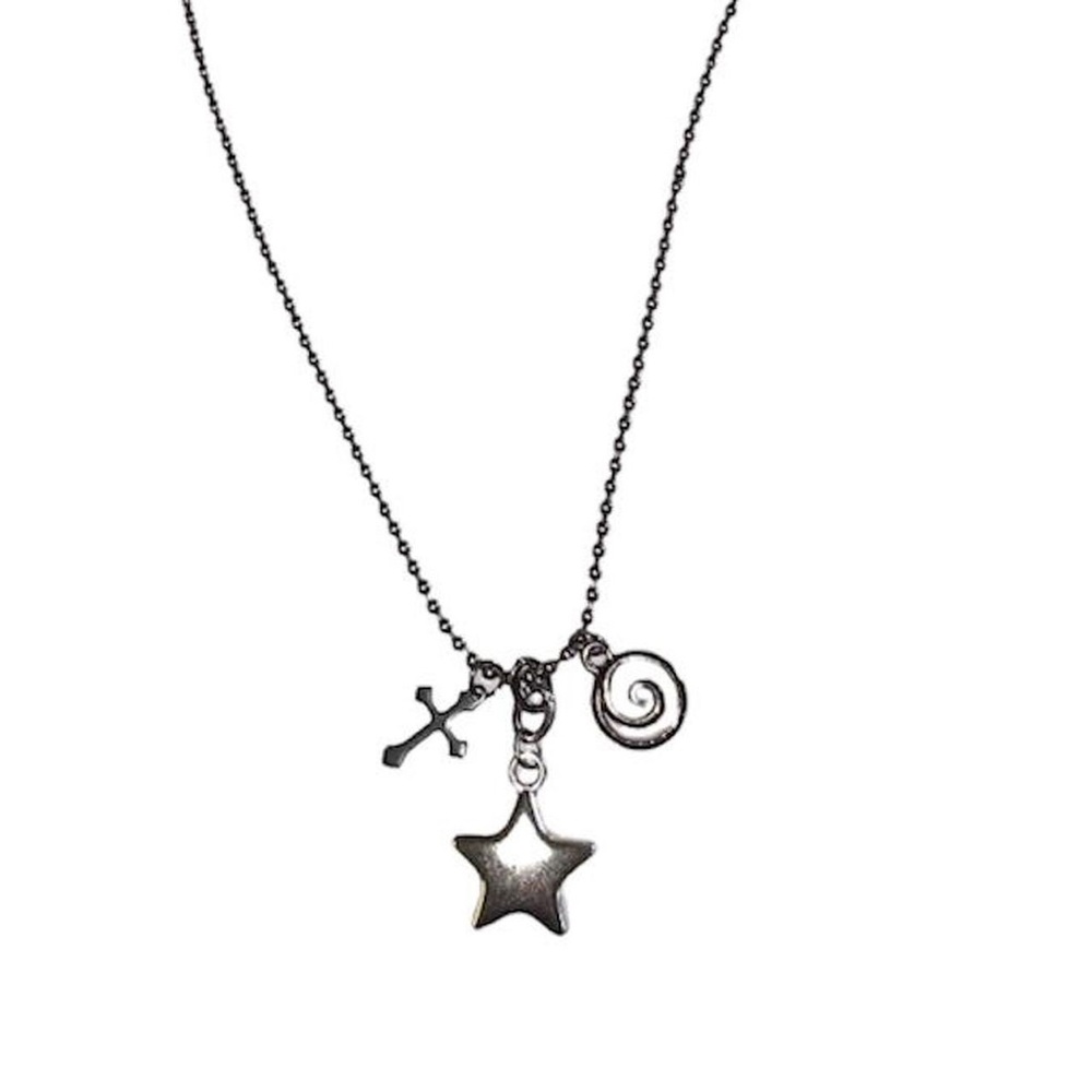 Charm necklace with star pendant